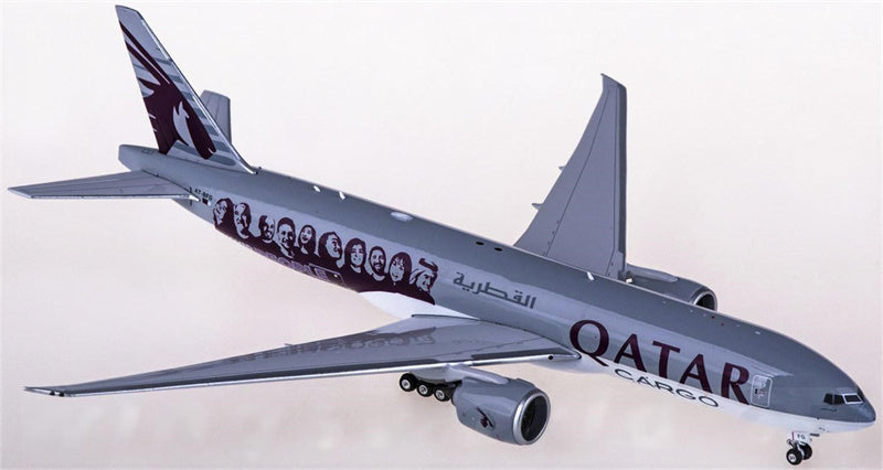 Phoenix Qatar Cargo Boeing 777-200LRF A7-BFG 1:400 Diecast Model view 2