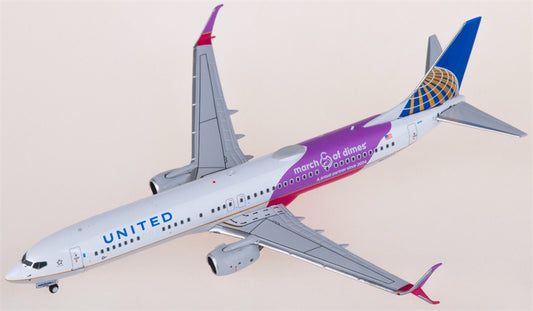 NG Models United Airlines Boeing 737-900ER N66848 1:400 Diecast Model view 1