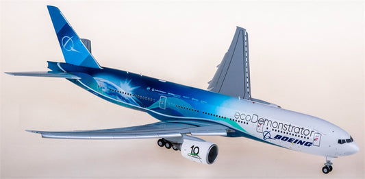 JC Wings 1:200 Boeing 777-200ER Flaps down N861BC Diecast Model view 1