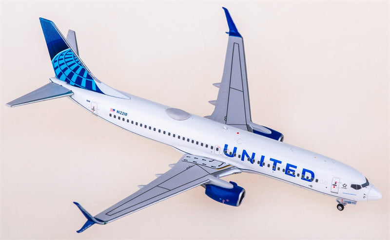 AeroPolaris 1:400 United Airlines Boeing 737-800 N12218 Diecast Model view 2