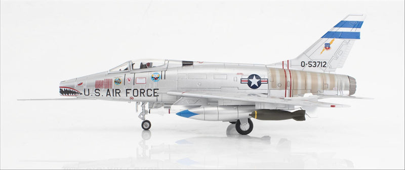 HOBBY MASTER USAF F-100D 307th TFS 1:72 Model 1965 Super Sabre Bien Hoa AB 55-3712