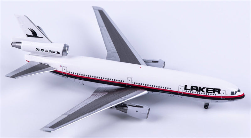 AeroClassics Laker Airways McDonnell Douglas DC-10-30 N832LA 1:400 Diecast Model view 4