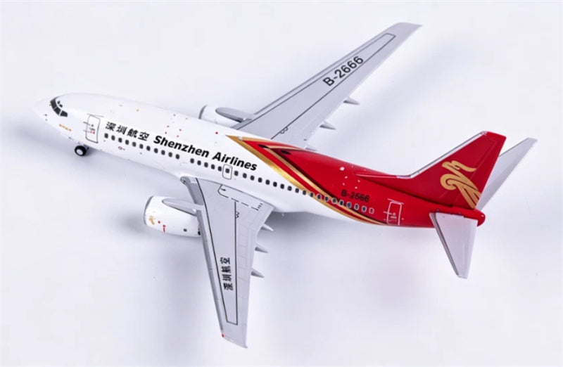 CW Model 1:400 Shenzhen Airlines Boeing 737-700 B-2666  DIECAST Model