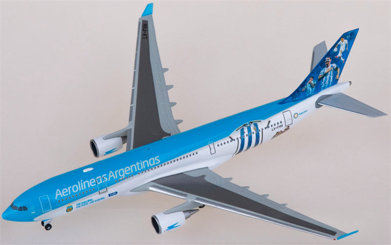Herpa Aerolineas Argentinas Airbus A330-200 LV-FVH 1:500 Aircraft Pre-built  Airliner Model Display