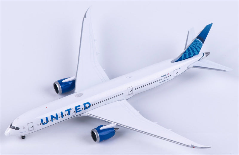 Herpa 1:500 United Airlines Boeing 787-9 N25982  Diecast Model