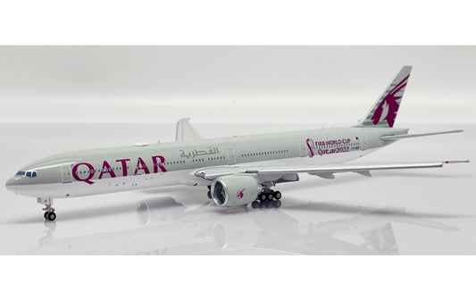 JC Wings 1:400 Qatar Airways B777-300ER A7-BEF Flaps down DIECAST Model