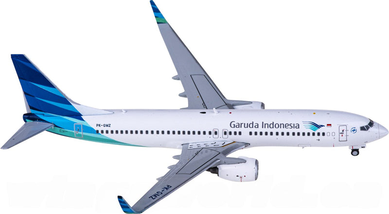 JC Wings Garuda Indonesia Boeing 737-800 PK-GMZ 1:400 Diecast Model view 2