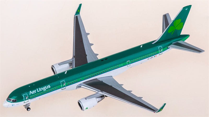 JC Wings 1:400 Aer Lingus Boeing 757-200 EI-LBT Diecast Model view 1