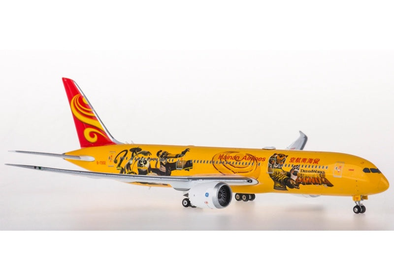 Phoenix Hainan Airlines Boeing 787-9 B-7302 1:400 Aircraft Pre-built  Airliner Model Display