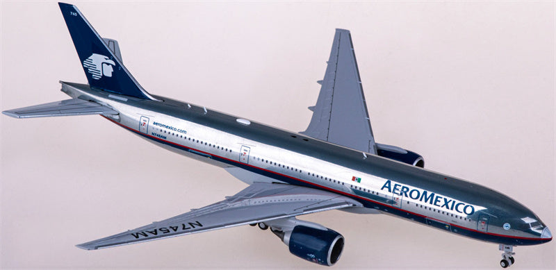 JC Wings Aeromexico Boeing 777-200ER N745AM 1:400 Diecast Model view 2