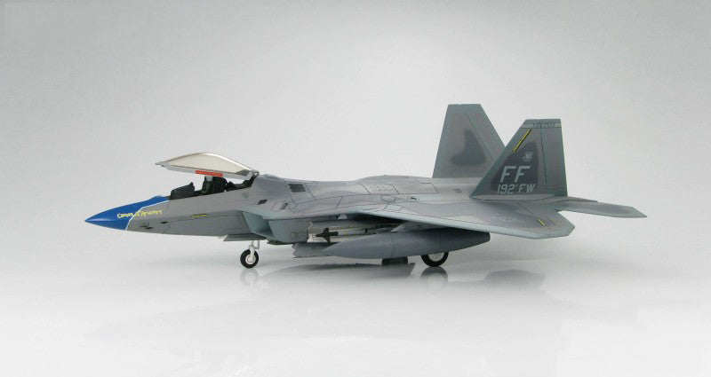 HOBBYMASTER USAF F-22A 192nd FW 1:72 Model 2010  Cripes A'Mighty