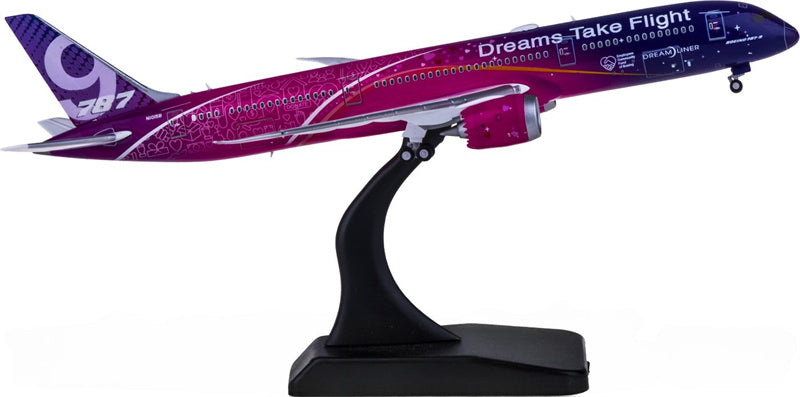 JC Wings Boeing 787-9 N1015B 1:400 Diecast Model view 1