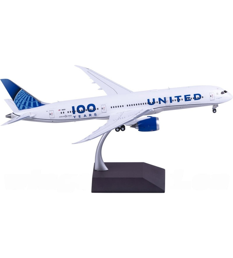 Geminijets 1:200 United Airlines Boeing 787-9 N61101  DIECAST Model
