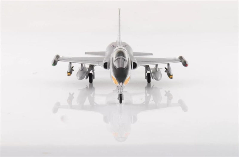 HOBBY MASTER F-5B Freedom Fighter 1104/66-9237 TW 1960s 1:72 Airplane Pre-built Model