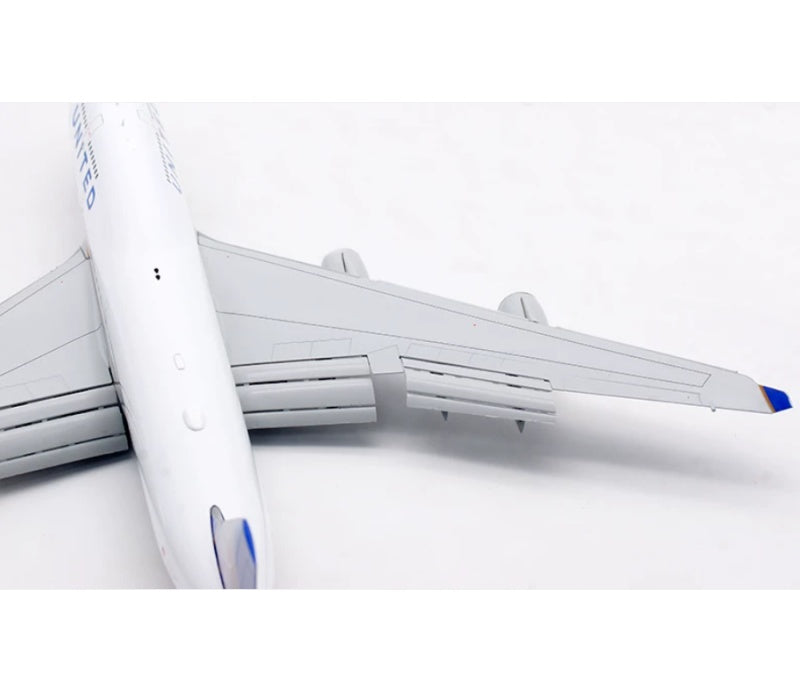 JC Wings 1:200 United Airlines B747-400 N175UA Flaps down DIECAST Model