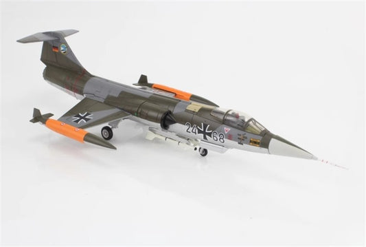 HOBBY MASTER F-104G Starfighter 24+68 JG 74 Molders 1970s 1:72 Airplane Pre-built Model