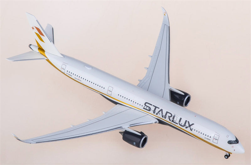 Herpa Starlux Airlines for Airbus A350-900 B-58501 1:500 Airplane Pre-built  Airliner Model Display