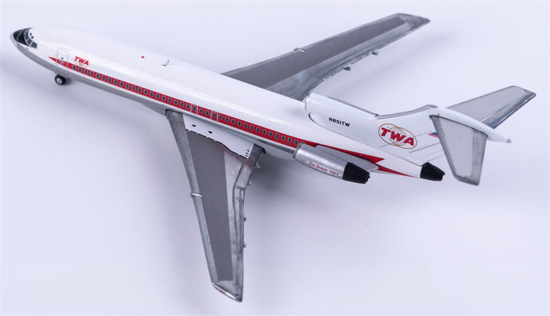 Geminijets TWA Boeing 727-100 N851TW 1:400 Diecast Model view 4