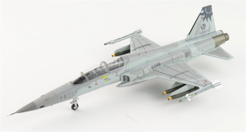 HOBBY MASTER ROCAF F-5F 5th TFW 1:72 Model 2025 F-5 Farewell 5398