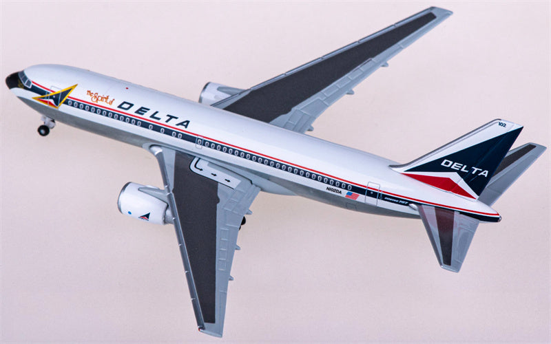Herpa Delta Air Lines Boeing 767-200 N102DA 1:500 Diecast Model view 2
