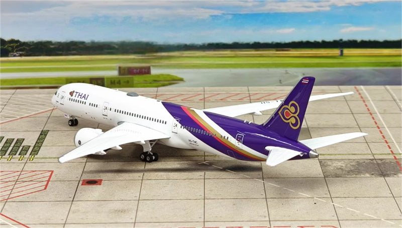 Phoenix Thai Airways Boeing 787-9 HS-TWC 1:400 Aircraft Model