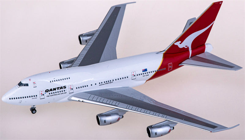 NG Models Qantas Boeing 747SP VH-EAB 1:400 Diecast Model view 2