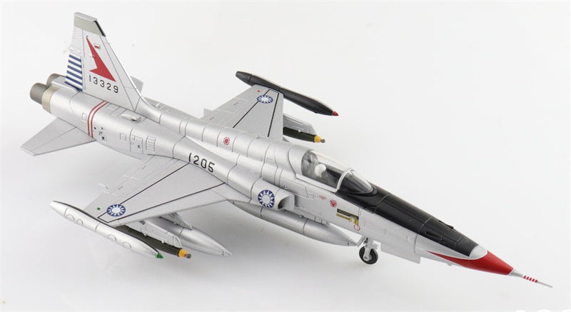 HOBBY MASTER F-5A 1205 1st Tactical Fighter Wing ROCAF 1960s 1:72 Aircraft Pre-built Model