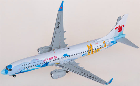 JC Wings China Southern Boeing 737-800 B-1781 1:400 Diecast Model view 1
