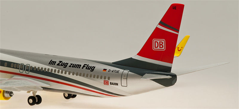 Hogan TULfly Boeing 737-800 D-ATUE ICE 1:200 ABS Model view 3