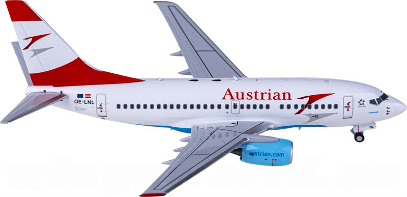 NG Models Austrian Airlines Boeing 737-600 OE-LNL 1:400 Diecast Model view 2