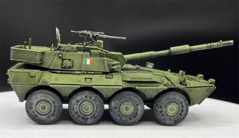 AM Italian Centaur 120mm/L45 smoothbore wheeled tank 1:72 Tank Pre-built Model