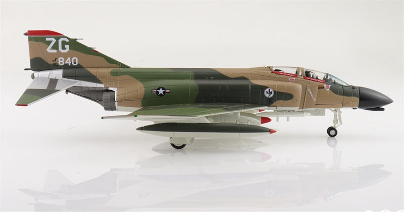HOBBY MASTER McDonnell Douglas F4C Phantom II USAF Wild Weasel Super Cocks Swiss Samilar 64-0840, 67th TFS Korat RTAFB 1971 1:72 Aircraft Pre-built Model