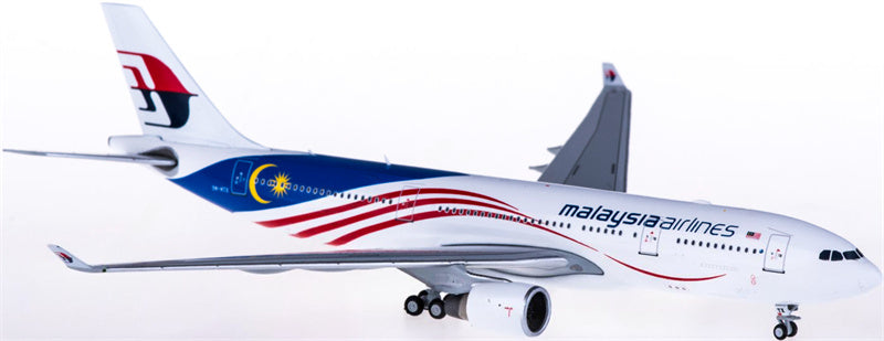 JC Wings Malaysia Airlines Airbus A330-200 9M-MTX 1:400 Diecast Model view 2