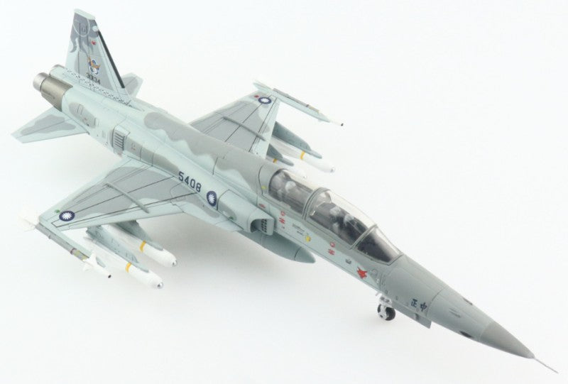 HOBBY MASTER ROCAF / Hualien AB F-5F 401st TFW 12th TRS 1:72 Model 2005   5408