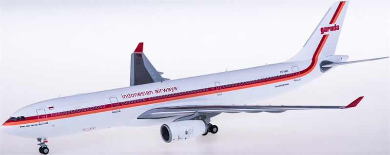 JC Wings Garuda Indonesia Airbus A330-300 PK-GHD 1:200 Diecast Model view 3