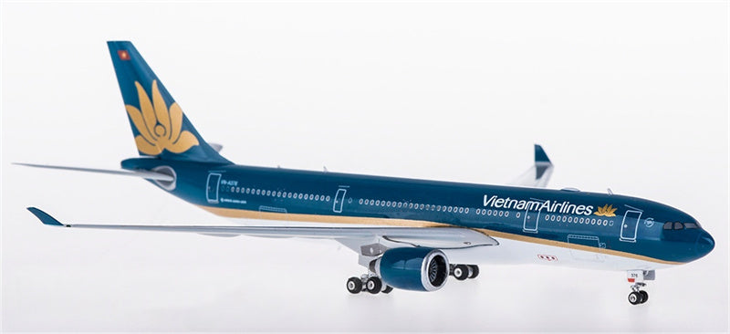Phoenix Vietnam Airlines for Airbus A330-200 VN-A376 1:400 Airplane Pre-built  Airliner Model Display