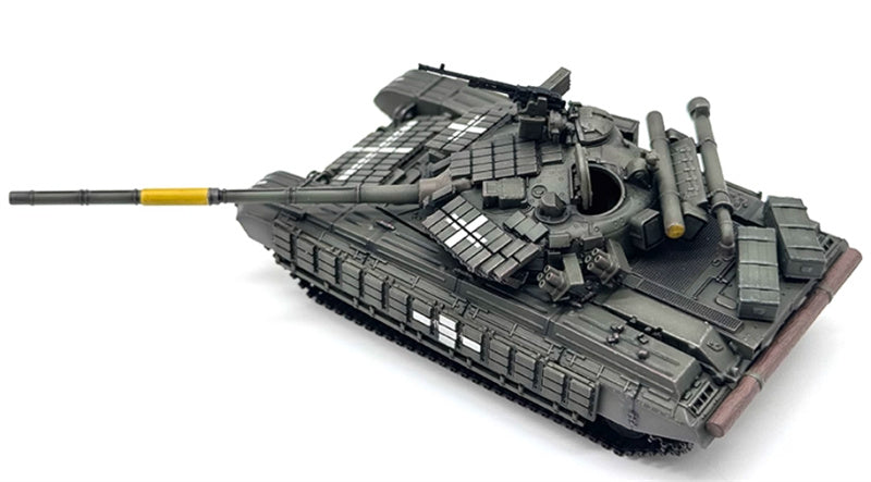 ARTISAN Ukrainian T-64BV main battle tank Wearing skirt armor 1:72 Tank Pre-built Model