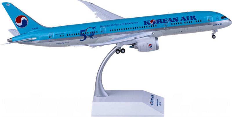 JC Wings Korean Air Boeing 787-9 HL8082 Flaps Down 1:200 Diecast Model view 2