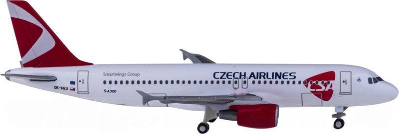 Herpa Czech Airlines Airbus A320 OK-HEU 1:500 Diecast Model view 3