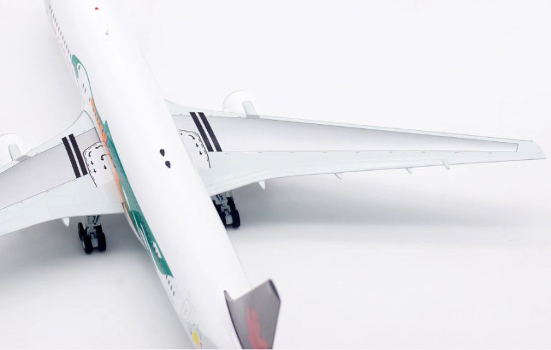 B-Models 1:200 Air Canada B767-300 C-GBZR  DIECAST Model