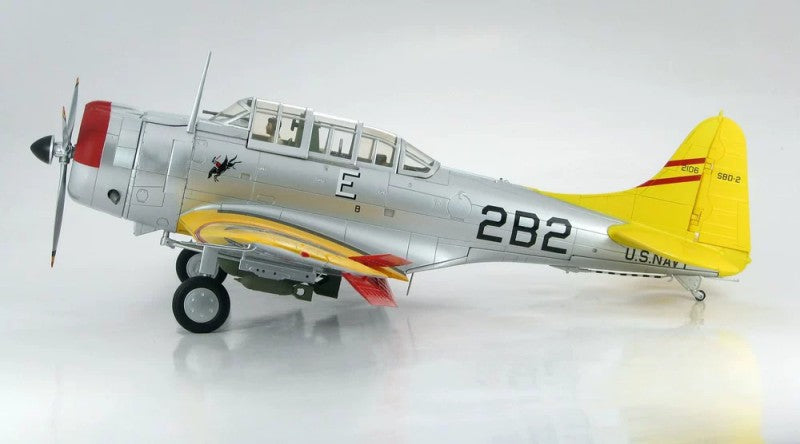 HOBBYMASTER US Navy SBD-2 VB-2 1/32 Model 1941 USS Lexington (CV-2)  2B2/2106