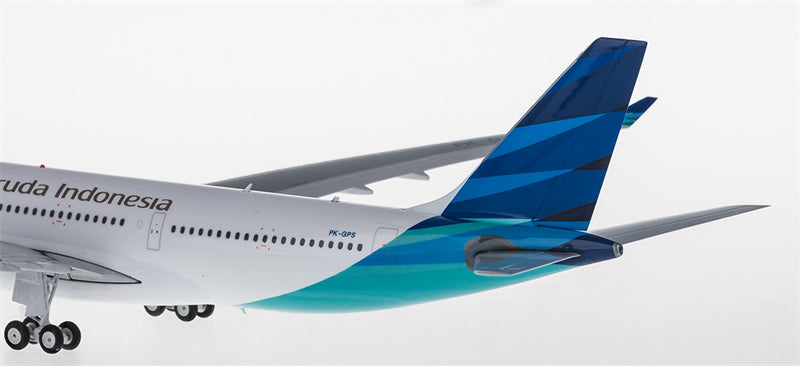 Phoenix Garuda Indonesia for Airbus A330-200 PK-GPS 1:200 Aircraft Pre-built Model