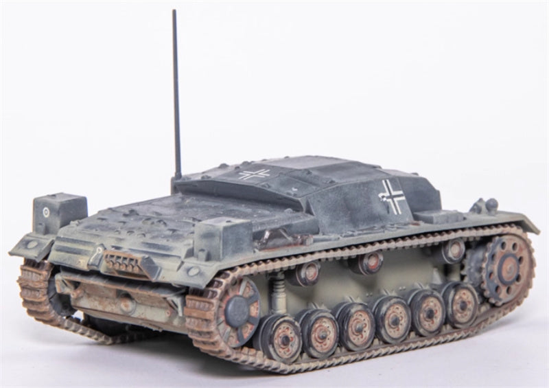 Dragon StuG.III Ausf.A Guard Banner Armored Division LAH Aging Limited Edition 1:72 Tank Pre-built Model