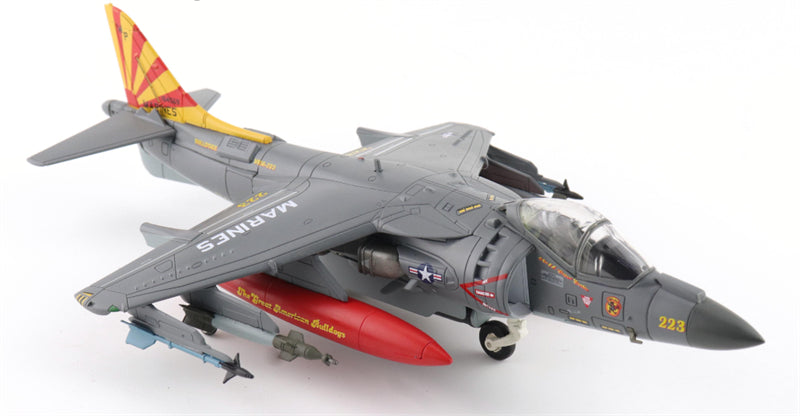 HOBBY MASTER USMC AV-8B+ Harrier II Plus VMA-223 1:72 Model 2025 164569