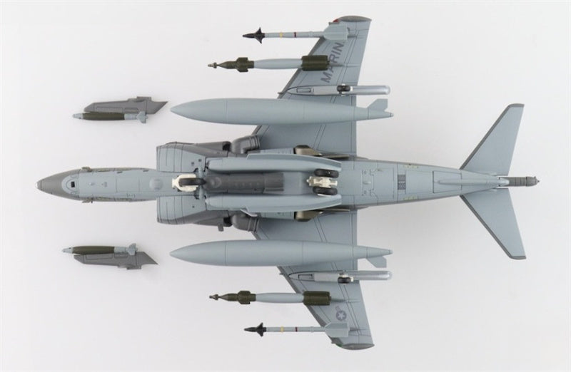 Hobby Master AV-8B plus Harrier II 163879 VMA-211 US Marines 2013 1:72 Airplane Pre-built Model