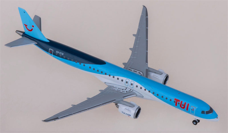 Herpa TUI Airways Embraer ERJ-195-E2 OO-ETB 1:500 Diecast Model view 2