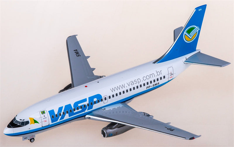 JC Wings 1:200 VASP Boeing 737-200 PP-SMA Diecast Model view 2