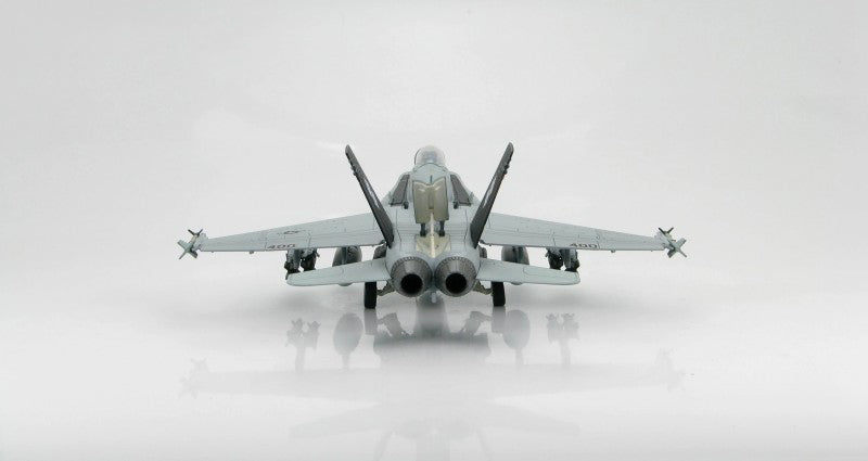 HOBBYMASTER US Navy / MCAS Beaufort NC F/A-18C VFA-86 Sidewinders 1:72 Model 2011   165200