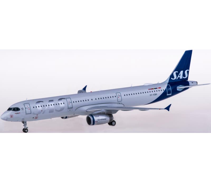 JC Wings SAS Airbus A321 OY-KBH 1:200 Aircraft Pre-built  Airliner Model Display