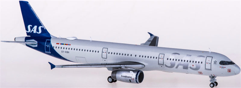 JC Wings SAS Airbus A321 OY-KBH 1:400 Diecast Model view 3